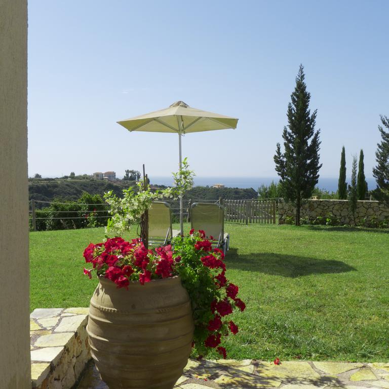 Divaria Villas Skala  Esterno foto